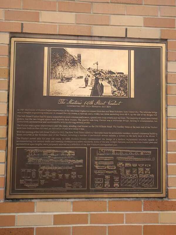The Historic 14th Street Viaduct
Constructed 1907-1912 * Replaces 2011-2014
In 1907, the County of Hudson becan construction of the 14th Street Viaduct to connect Hoboken and West Hoboken (now Union City). The vehicular bridge
was a complex