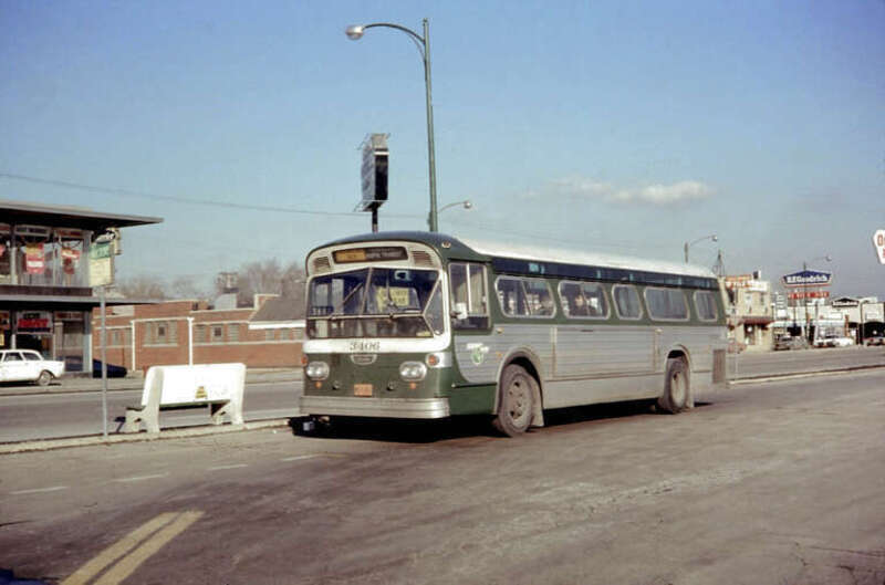 CTA bus 3406, a Flxible &quot;New Look&quot;, at Cermak Plaza
