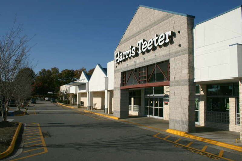Harris Teeter supermarket #117 at 2110 South Estes Drive in Chapel Hill, North Carolina.