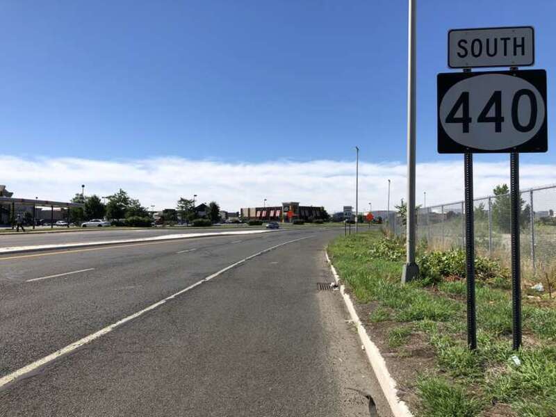 View south along New Jersey State Route 440 just south of New Hook Road in Bayonne, Hudson County, New Jersey