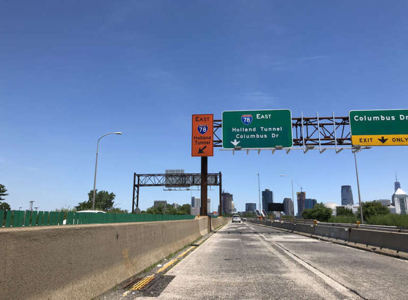 View east along Interstate 78 (New Jersey Turnpike Newark Bay Extension) just west of the exit for Columbus Drive in Jersey City, Hudson County, New Jersey