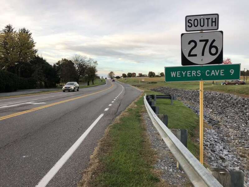 View south along Virginia State Route 276 (Cross Keys Road) just south of U.S. Route 33 (Spotswood Trail) in Massanetta Springs, Rockingham County, Virginia