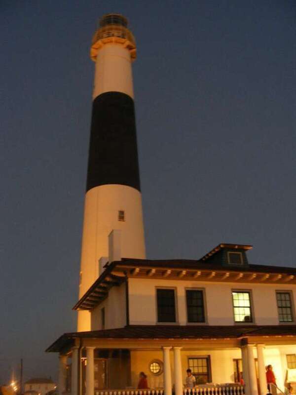 Absecon Lighthouse at Night 1.jpg