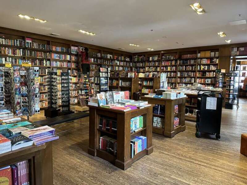 Books &amp;amp; Books, Coral Gables Florida, April 2023