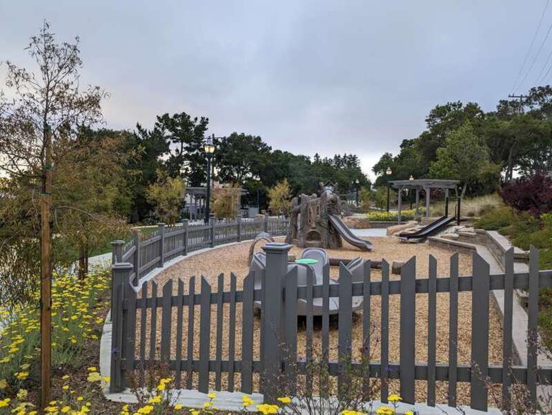 Borel Park is a small city park next to Borel Middle School in San Mateo, California
