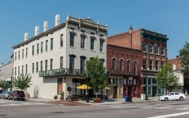 Three buildings, located at the intersection of 10th St and Broad Ave, Augusta, Georgia