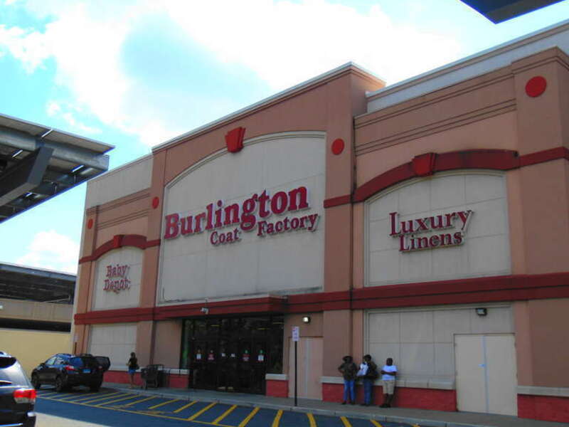 Burlington Coat Factory (Brass Mill Center, Waterbury, Connecticut)