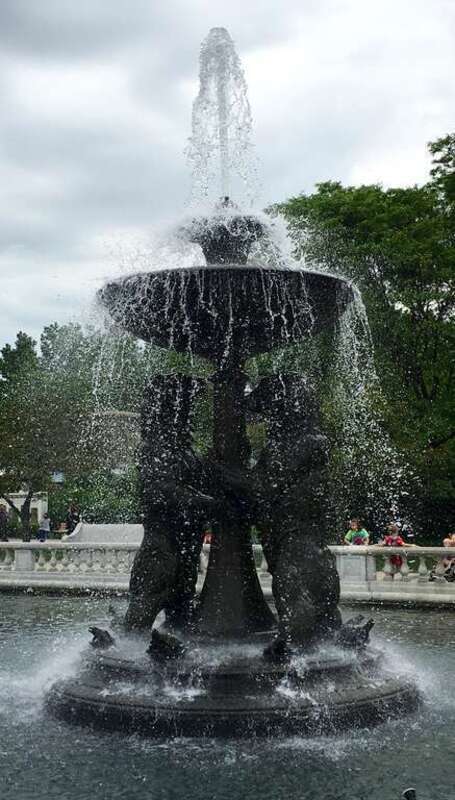 Bronze bears in center of Horace H. Rackham Memorial Fountain at the Detroit Zoo.