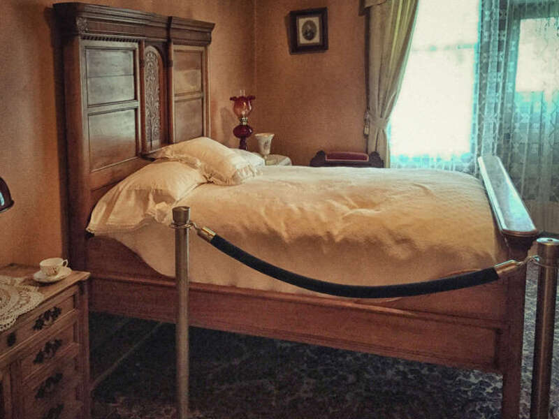 Ezra Meeker Mansion interior