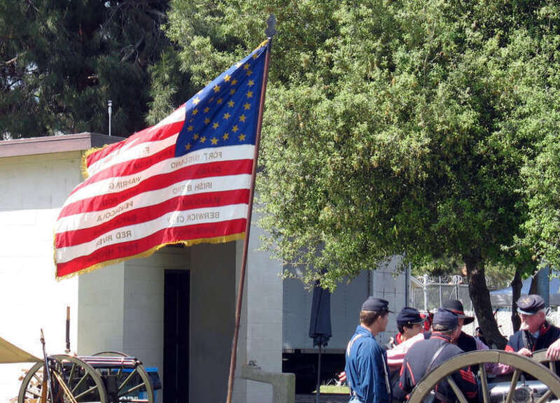Flag and Civil War Reenactors