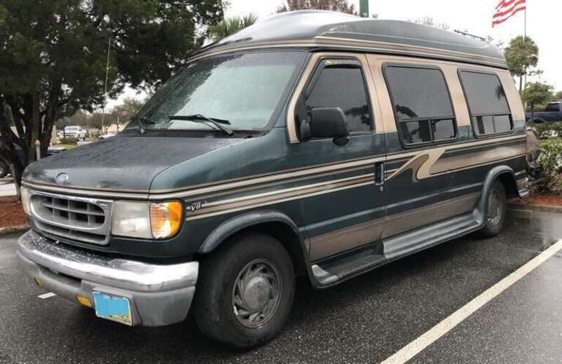 Ford E-Series photographed in Kissimmee,  Florida, USA.
