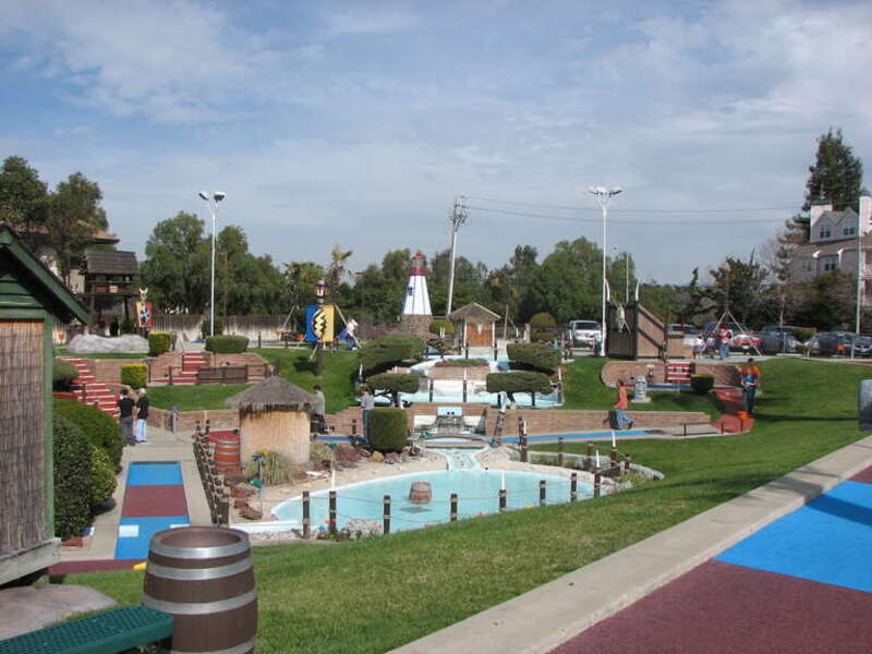The view from hole 1 on the east side.  It's really a pretty course and it was a beautiful day.