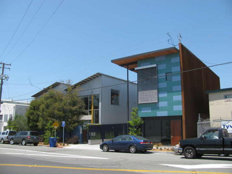 Modern houses on Folger Avenue, Berkeley, California. The house on the right, with the blue and green facade, was constructed in 2008.