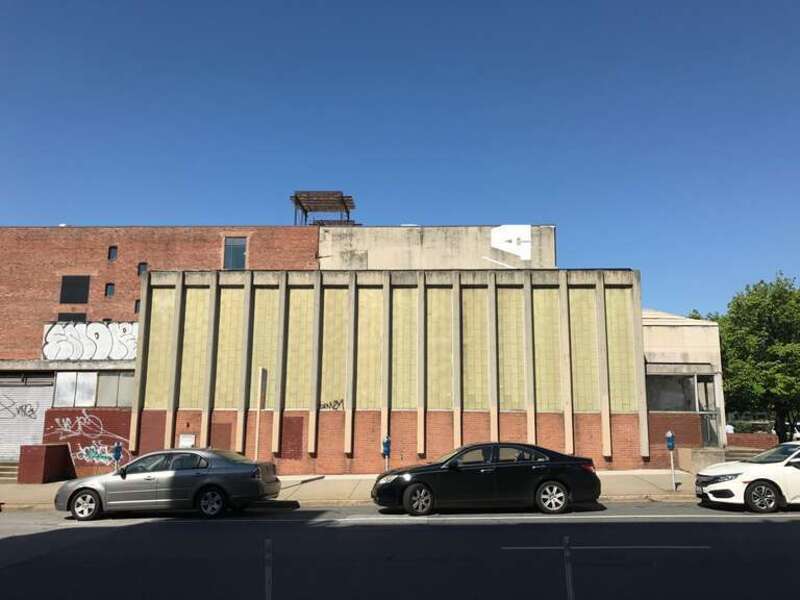 Photograph by Eli Pousson, 2017 April 28.