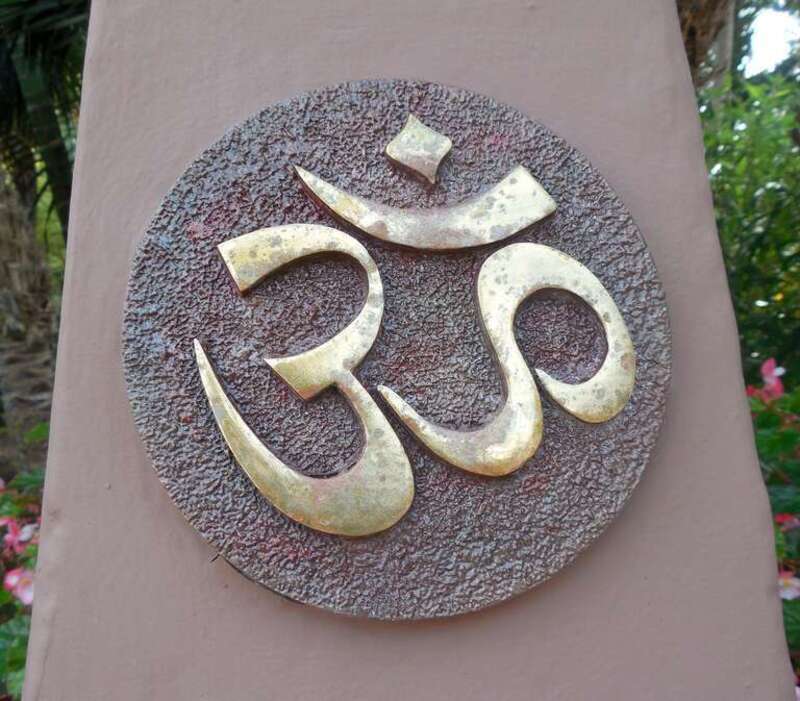 Om symbol in the &quot;Court of Religions&quot; at the Self-Realization Fellowship Lake Shrine, Pacific Palisades, Los Angeles, California, United States.