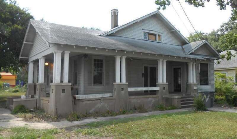 Lawrence House, 1203 N. Bridge Street, Victoria, Texas