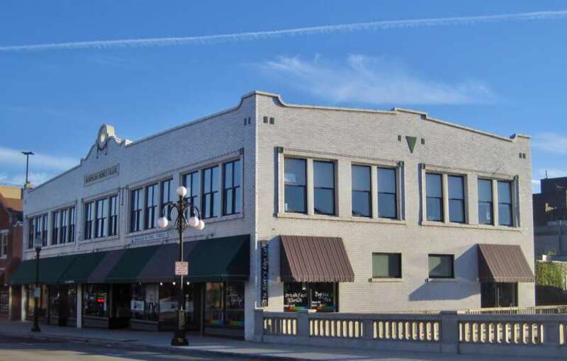 Metropolitan Business College in the Stolp Island Historic District (c. 1910). It was also owned by Joseph Stolp Sherer.