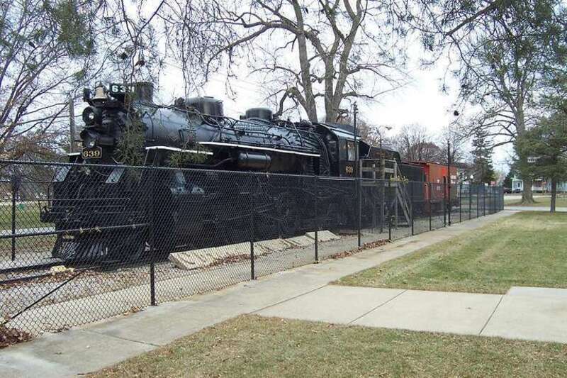 Nickel Plate Road steam locomotive #639, NKP class H-6e 2-8-2 (Lima 6642 of December 1923), with Southern Pacific Company caboose at Miller Park (Bloomington, Illinois)
