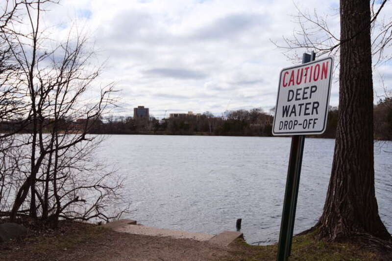 Cedar Lake.
The neighborhood of Cedar-Isles-Dean is in the Calhoun-Isles community.
Minneapolis is split into 11 communities which are split into 85+ neighborhoods. My goal in 2022 is to take photos in all neighborhoods in Mpls in roughly