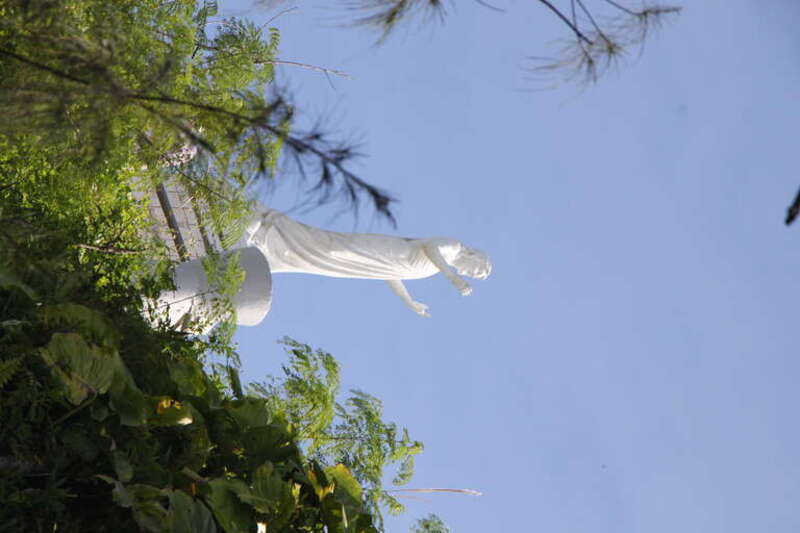 塞班岛塔波查山上的耶稣像