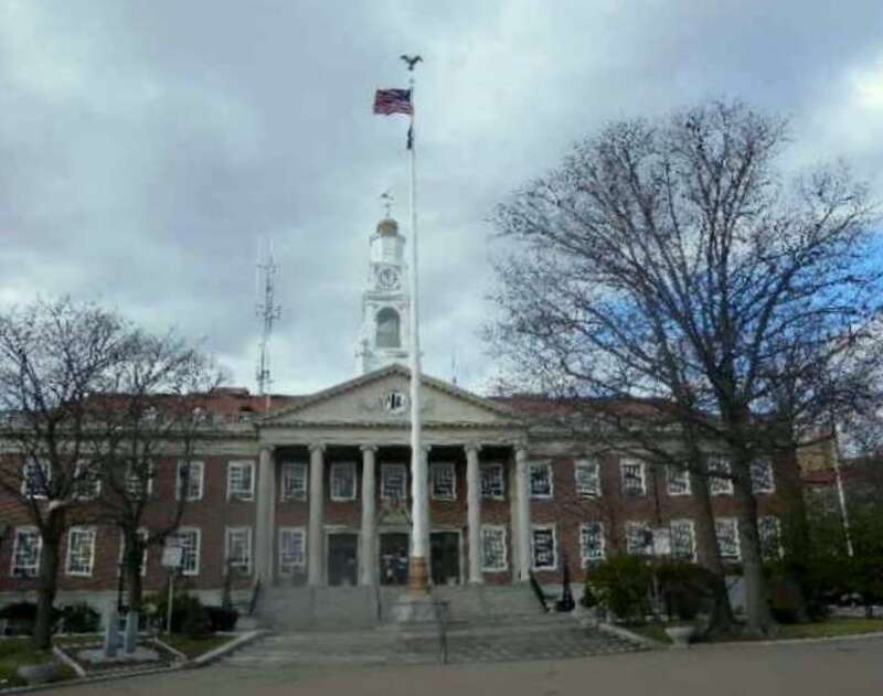 Looking west at Mt Vernon Municipal Building on a cloudy morning.