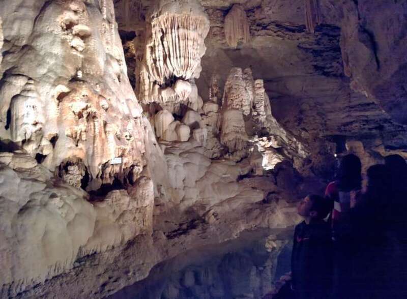 Natural Bridge Caverns
