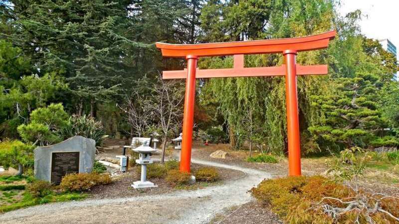 Frank H. Ogawa Memorial Torii at the Gardens of Lake Merritt, Oakland, CA, 2015