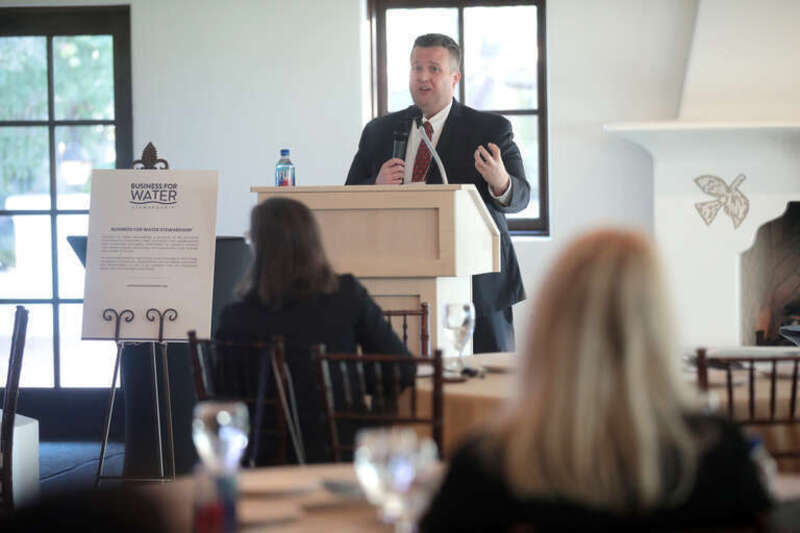 Rhett Larson speaking with attendees at a water symposium at the El Chorro Lodge in Paradise Valley, Arizona.

Please attribute to Gage Skidmore if used elsewhere.