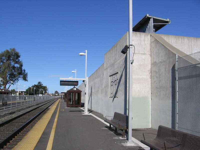 This is the temporary San Bruno (Caltrain station) in San Bruno, California, USA.  This temporary station has been in use since October 2010 while the new station along the elevated overpass of Angus, San Mateo, and San Bruno Avenues is under