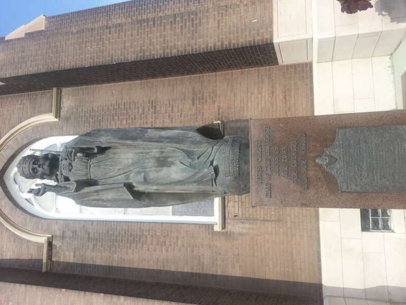 A sculpture of Jesus by Czesław Dźwigaj in front of St. Mary of Częstochowa in Cicero