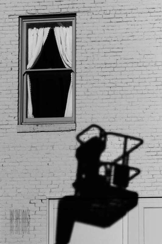 I purposely arrived about an hour early for a meet-up with Salem Digital Photo Group - www.salemphoto.org/. - I wanted to use this time to roam the streets of downtown Salem to see what I could find before the rest of the gang arrived at the