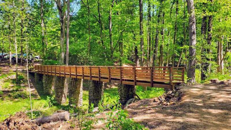 This is an image of a place or building that is listed on the National Register of Historic Places in the United States of America. Its reference number is 98000416.