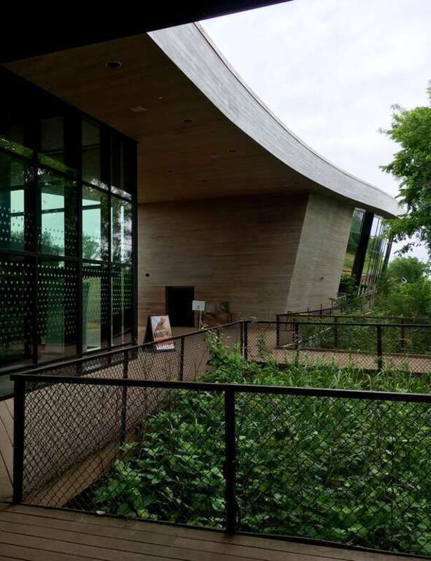 Trinity River Audubon Center walkway