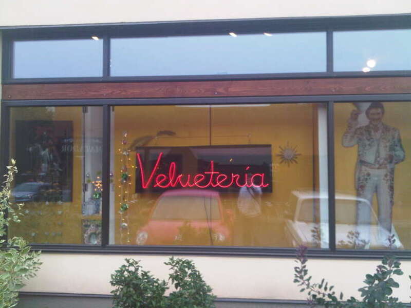 Velveteria, Portland, Oregon in 2009