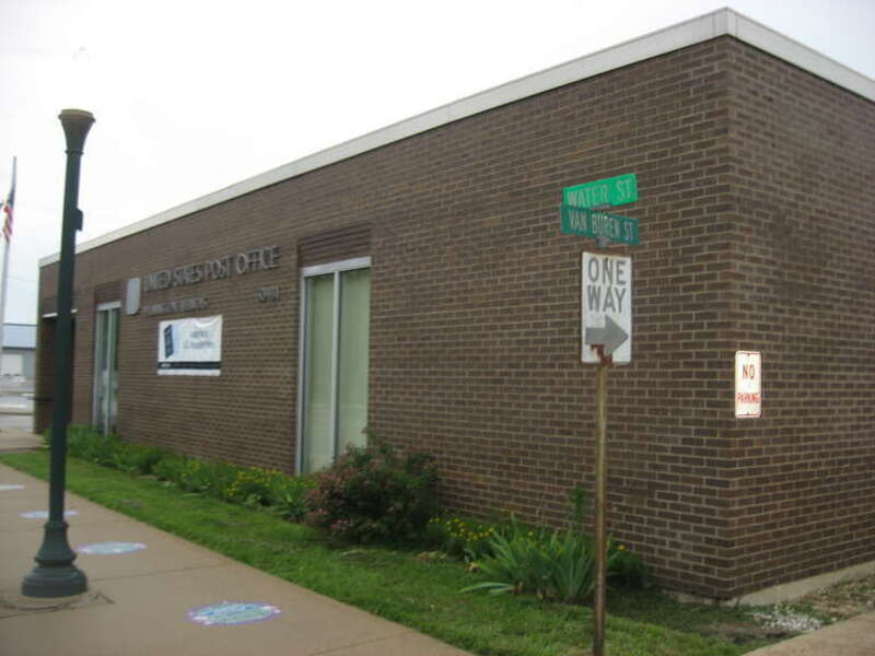 Front of the Wilmington post office, located at 301 N. Water Street in Wilmington, Illinois, United States.