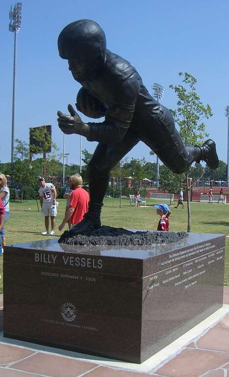 Billy Vessels statue in Heisman Park at Memorial Stadium Norman, OK
