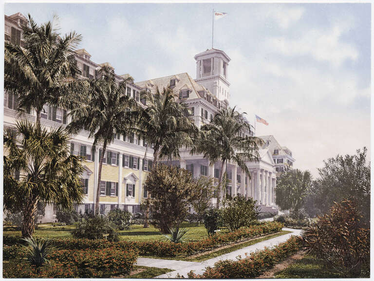 A photochrom postcard published by the Detroit Photographic Company. Looking towards the west facing main entrance of the former Royal Poinciana Hotel, Palm Beach, Florida, United States. This overlay shows the position of the hotel superimosed on