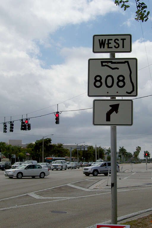 FL 808 West (5962248889).jpg Facing southbound on US Route 1 at Glades Road in Boca Raton, Florida. This is the eastern terminus of Florida State Road 808.