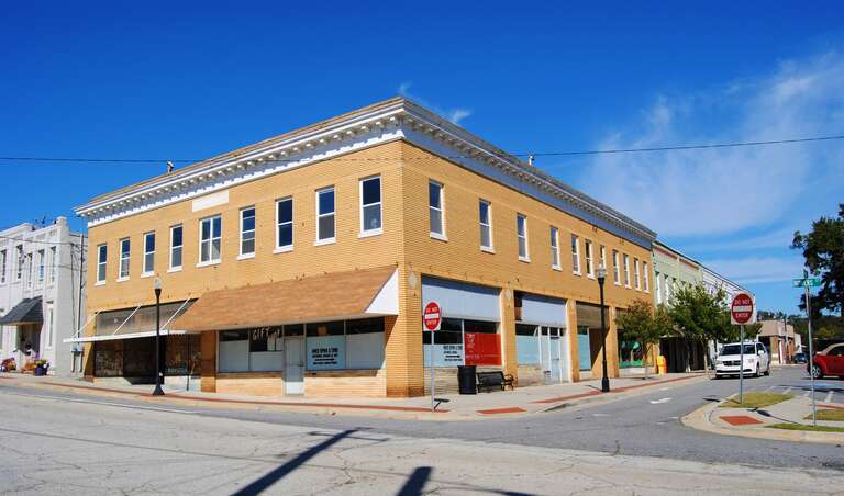 Royston Commercial Historic District, Along Church and Railroad Sts. Royston