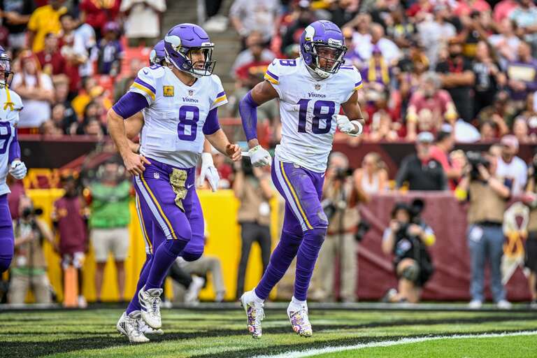 Photos from Week 9 of the NFL Season featuring the Washington Commanders vs the Minnesota Vikings from FedEx Field, Landover, Maryland, November 6, 2022. (All-Pro Reels / Joe Glorioso)