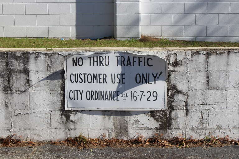 No Thru Traffic, Titlebucks Title Pawn parking lot, Valdosta, Lowndes County, Georgia