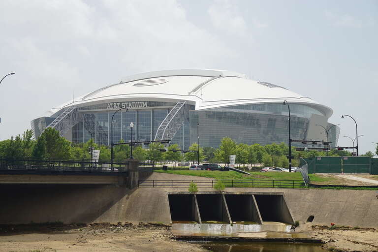 AT&amp;amp;T Stadium as viewed from Richard Greene Linear Park in Arlington, Texas (United States).