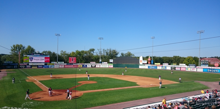 Lowell Spinners vs. Vermont Lake Monsters at Edward A. LeLacheur Park on September 6, 2015