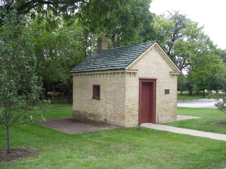 Sunderlage Farm Smokehouse.  Hoffman Estates, IL.  National Register of Historic Places.