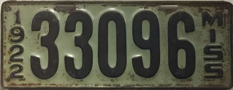 A 1922 Mississippi license plate.