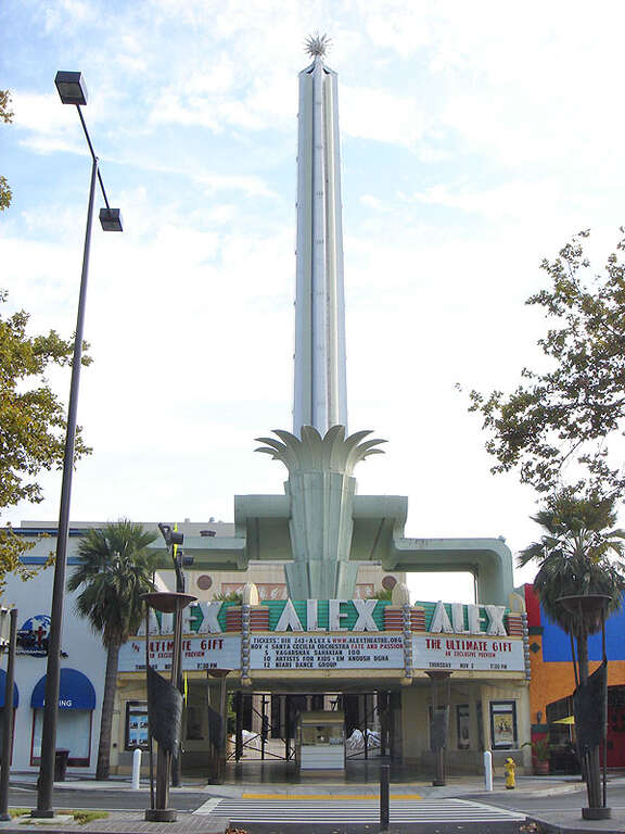 Another Art Deco landmark, 1925 and 1939 by Charles Selkirk and Arthur Lindley.




This is an image of a place or building that is listed on the National Register of Historic Places in the United States of America. Its reference number is 96000102.