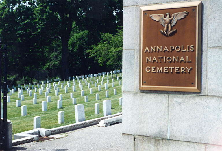 Annapolis National Cemetery view