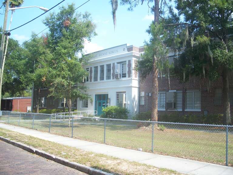 Lakeland, Florida: Central Avenue School