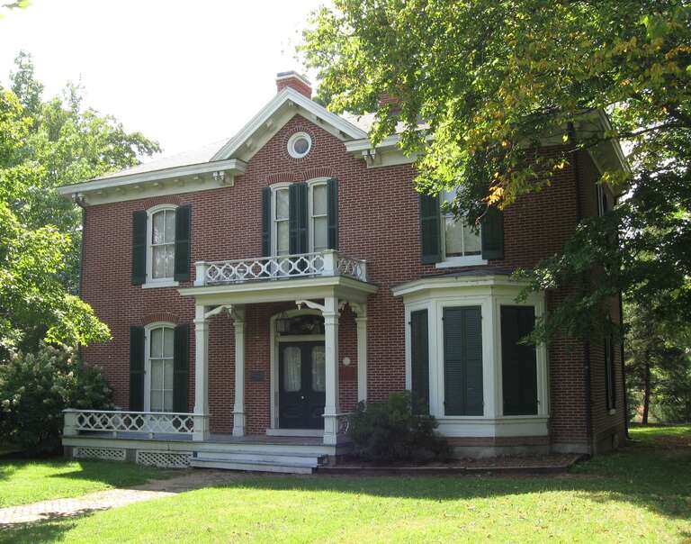 Maplewood House in Columbia, Missouri