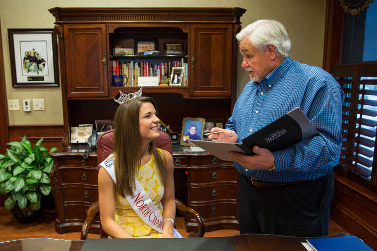 Miss North Charleston Sophie LaBelle visiting with North Charleston Mayor R. Keith Summey.  Sophie will represent North Charleston in the upcoming Miss South Carolina pageant.

Photo by Ryan Johnson